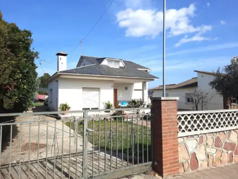 Chalet en Carrer dels Països Catalans, 22